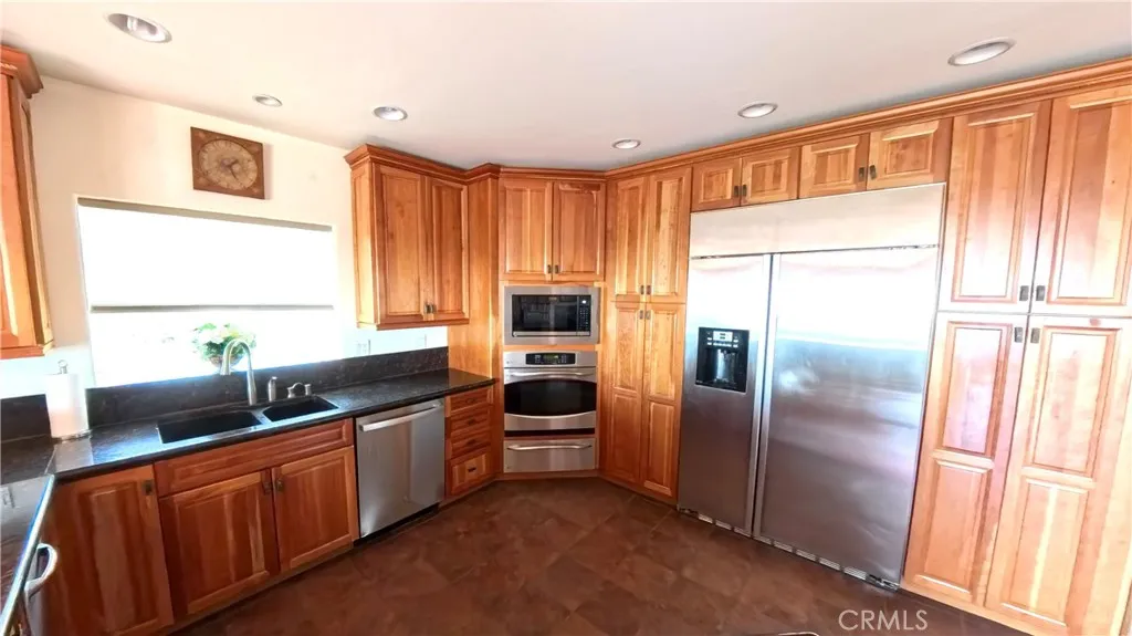 Additional image 28 of 633 Sunnyhill Drive, Los Angeles, CA 90065