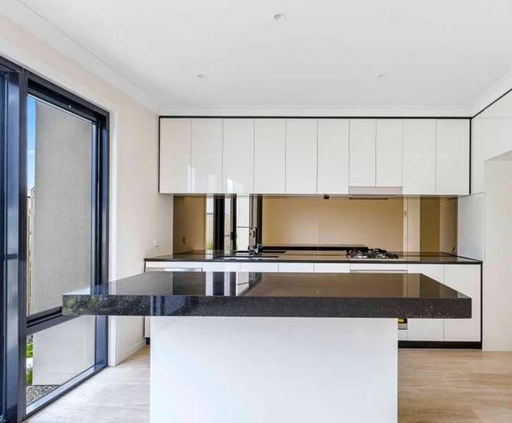 Additional image 4 of 21 Sanctuary Court, Mermaid Waters QLD 4218