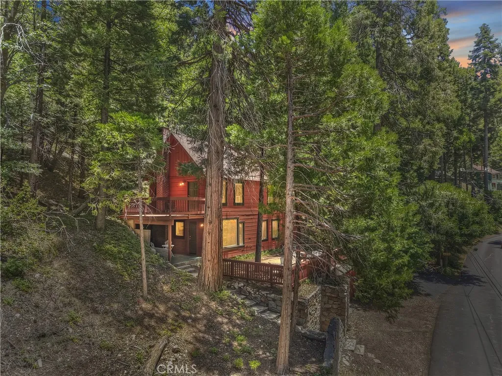 Additional image 4 of 425 Blue Jay Canyon Rd, Lake Arrowhead, CA 92317