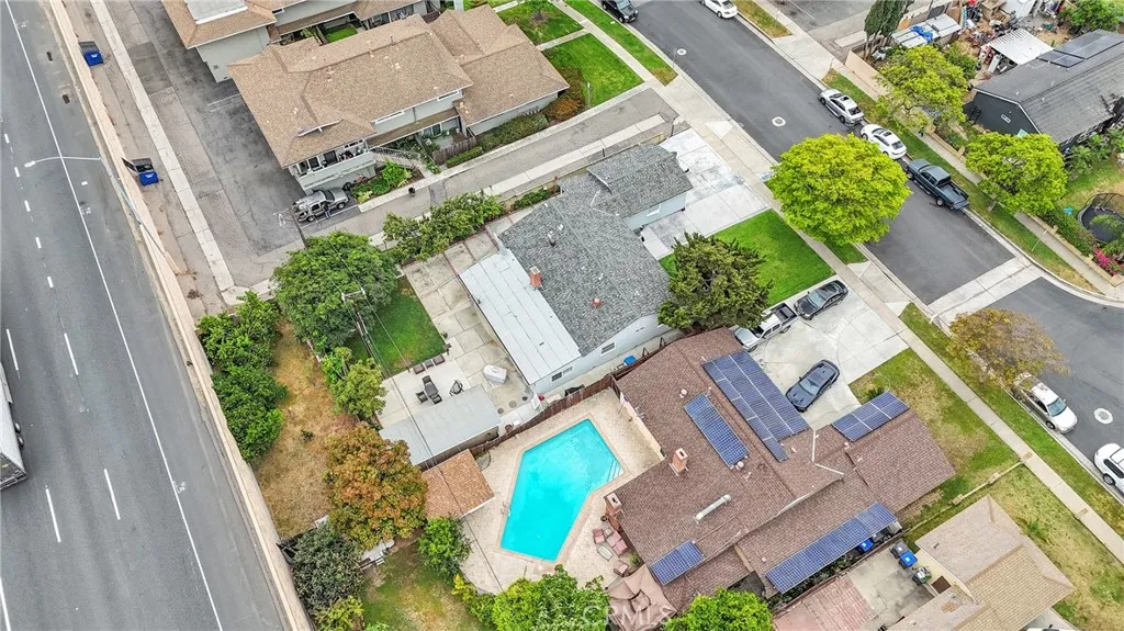 Additional image 85 of 2501 Deodar st, Santa Ana, CA 92705