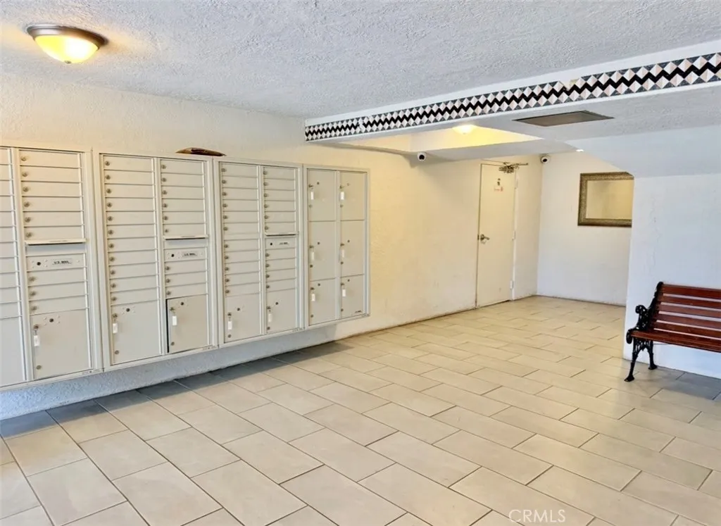 2507 E 15th St Unit 213, Long Beach, CA 90804