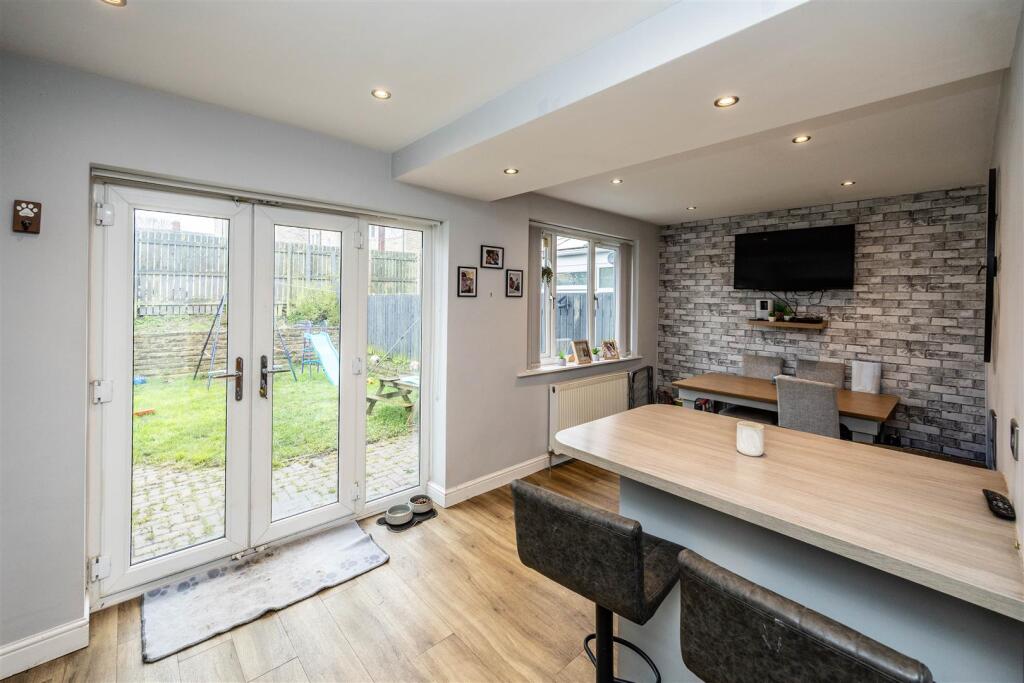 Additional image 8 of Northfield Road, Bradford