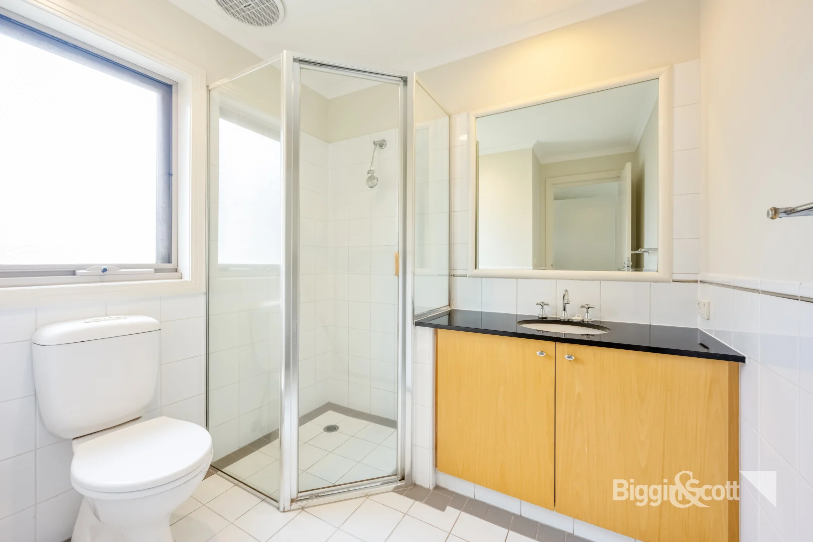 Additional image 10 of 75 Beacon Vista, Port Melbourne VIC 3207