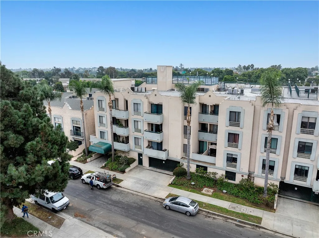 2491 Purdue Avenue Unit 107, Los Angeles, CA 90064