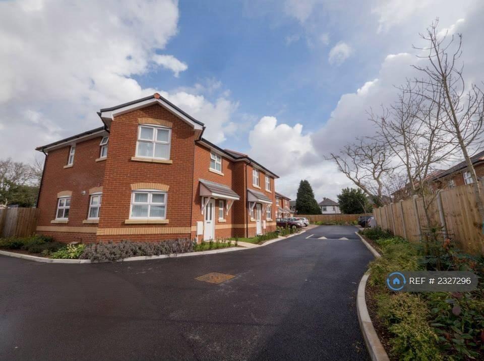 George Close, Bournemouth, BH10