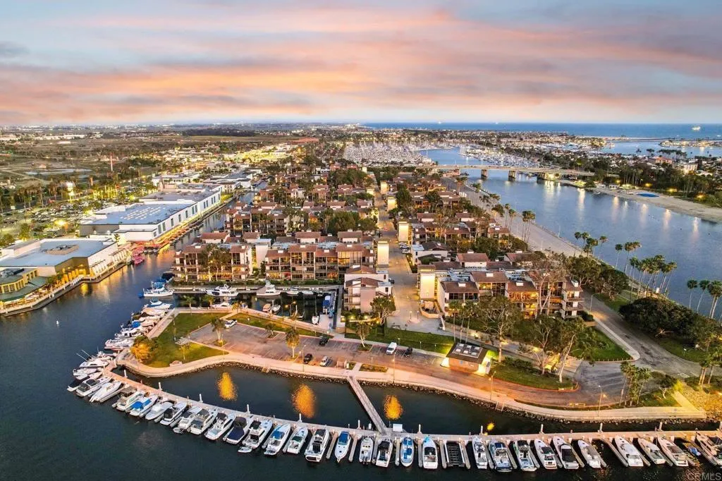 Additional image 3 of 7126 Marina Pacifica Drive N, Long Beach, CA 90803