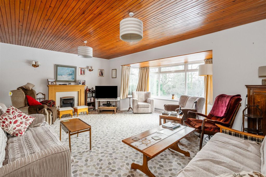 Additional image 3 of 4 bed detached house for saleBroadway Avenue, Halesowen B63