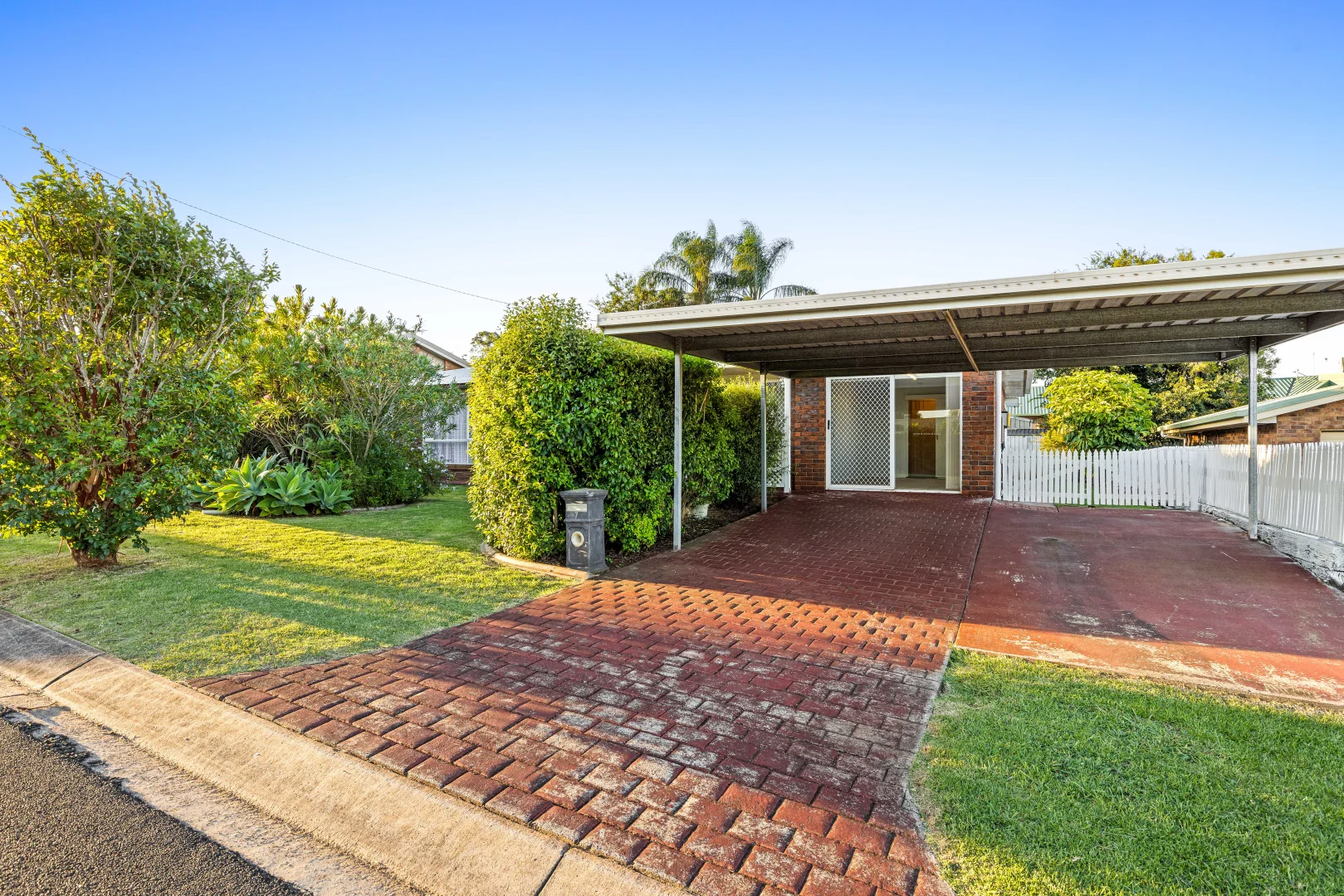 Additional image 2 of 7 Coolawin Court, Wilsonton Heights QLD 4350