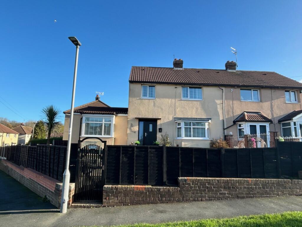 Lingcroft Green, West Bowling, Bradford, BD5