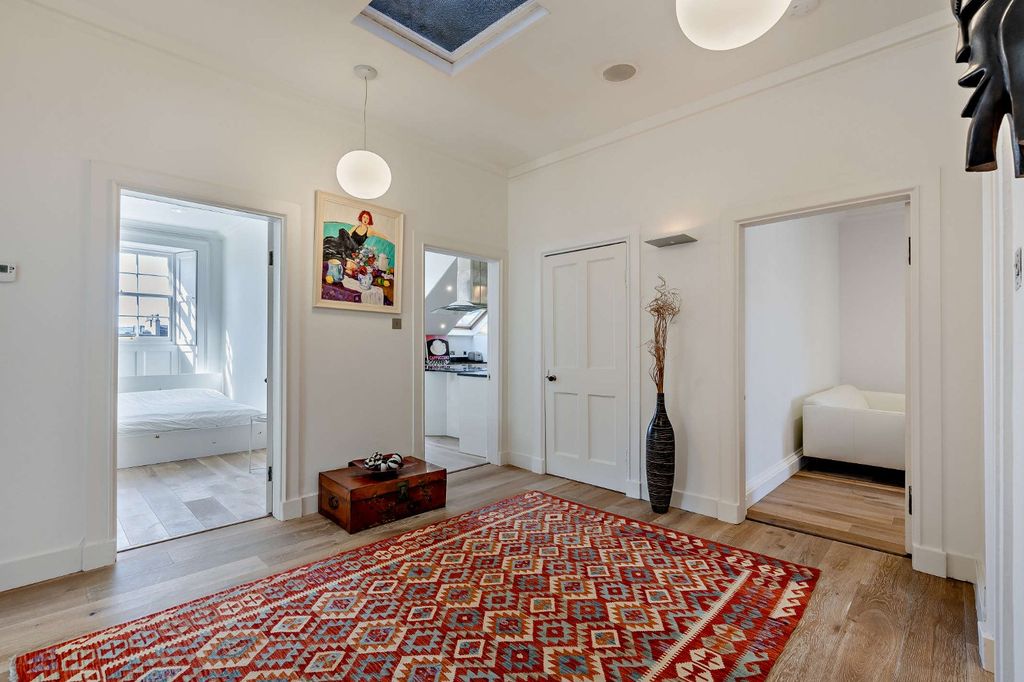 Additional image 7 of 3 bed flat for saleRutland Street, Edinburgh EH1