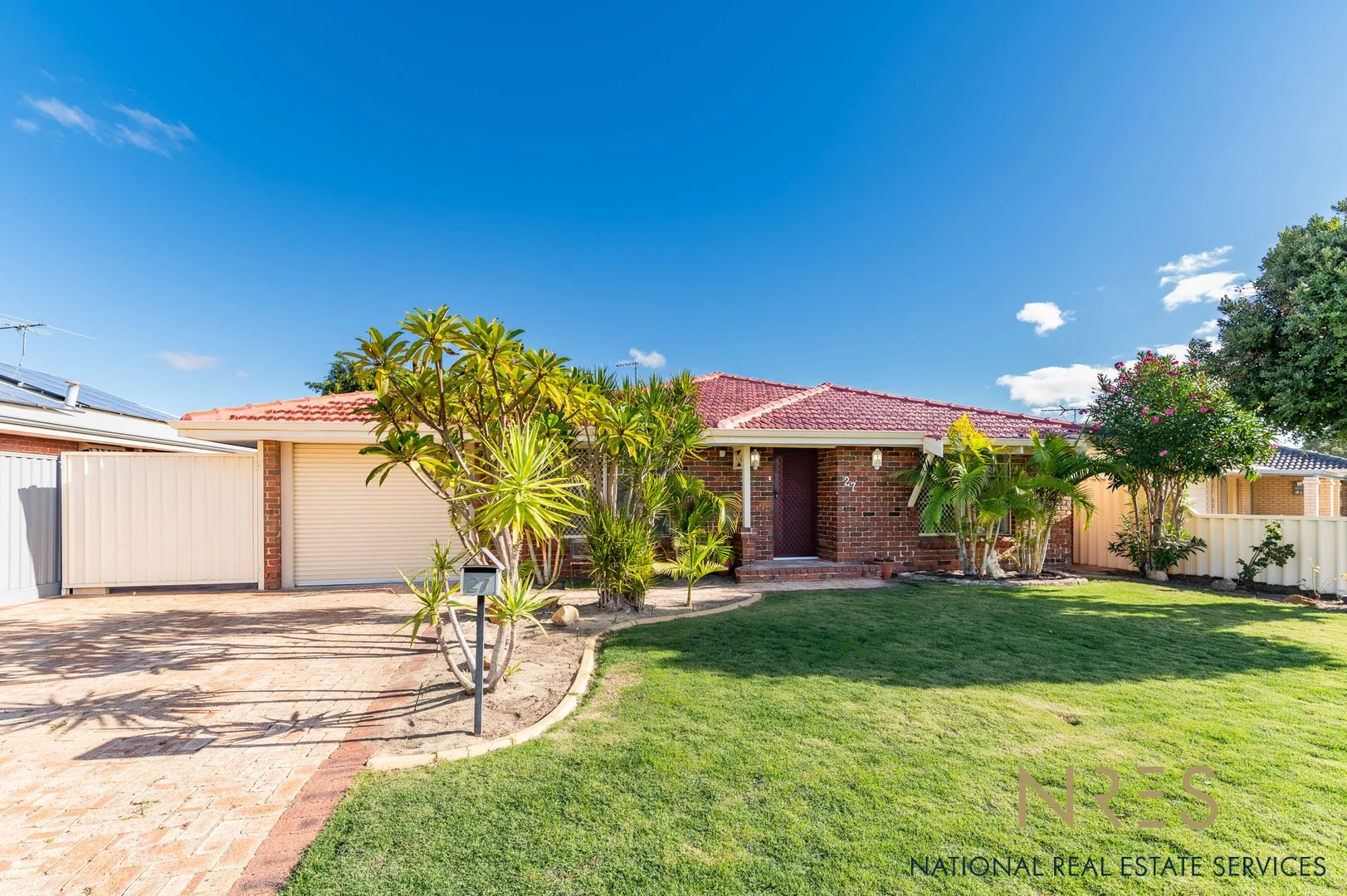 27 Ellenbrae Place, Marangaroo WA 6064