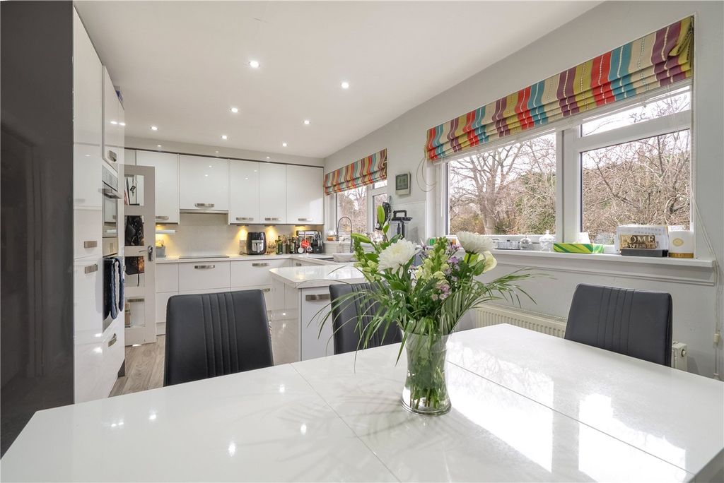 Additional image 9 of 3 bed flat for sale407 North Deeside Road, Cults, Aberdeen AB15