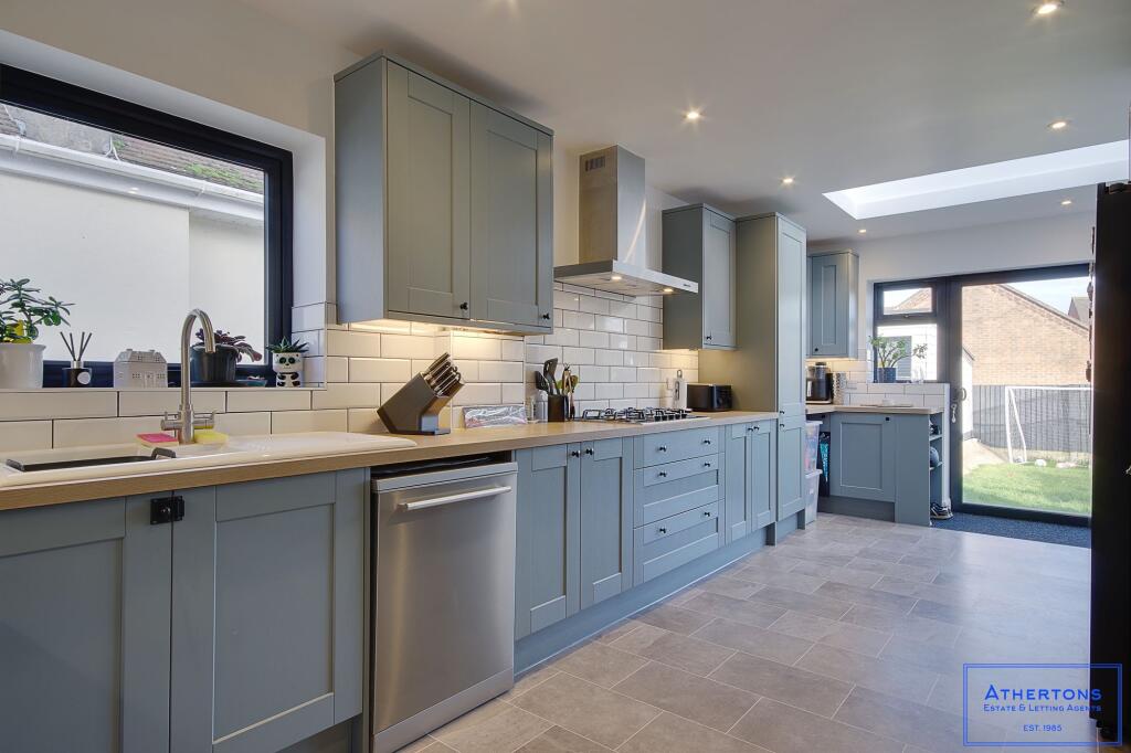 Durdells Avenue, Bournemouth, BH11