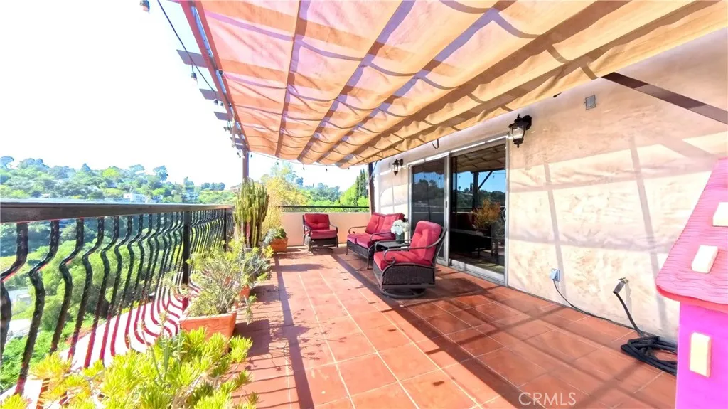 Additional image 42 of 633 Sunnyhill Drive, Los Angeles, CA 90065