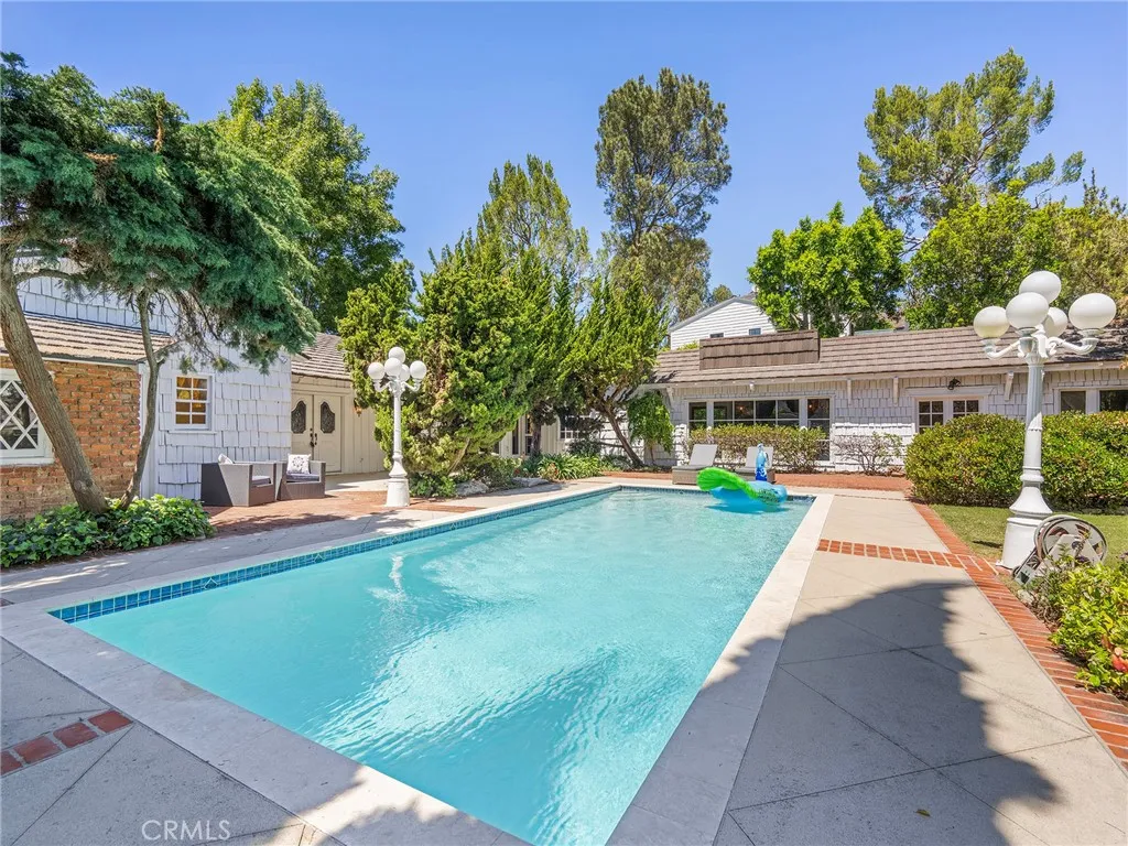 Additional image 18 of 19 Strawberry Lane, Rolling Hills Estates, CA 90274