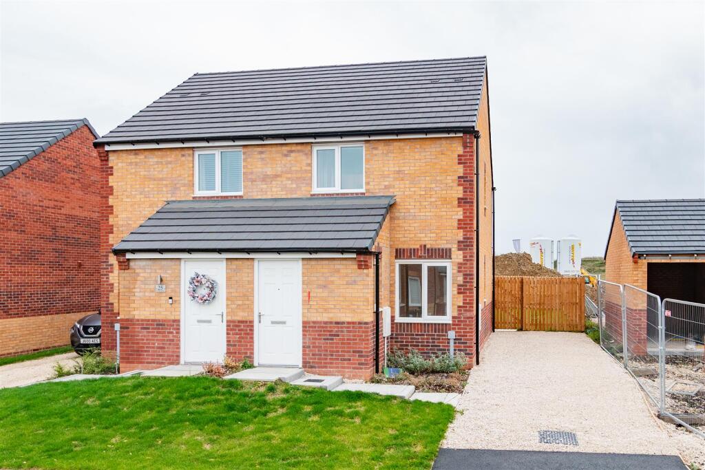 Carrwood Park, Bradford, BD4
