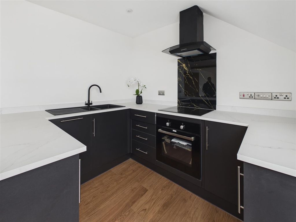 Additional image 4 of 2 bed flat for saleSparta House, Crackwell Street, Tenby SA70