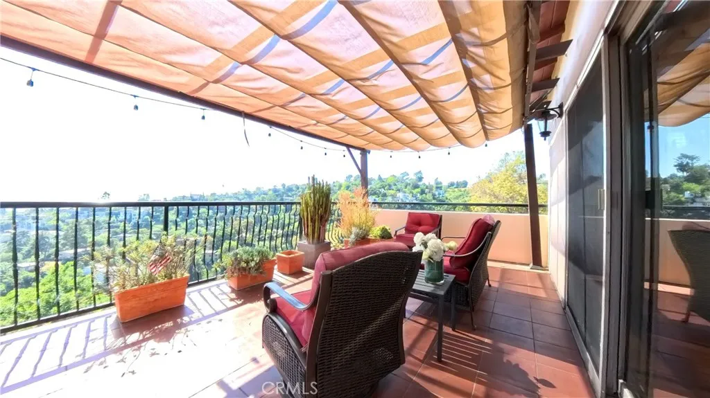 Additional image 3 of 633 Sunnyhill Drive, Los Angeles, CA 90065
