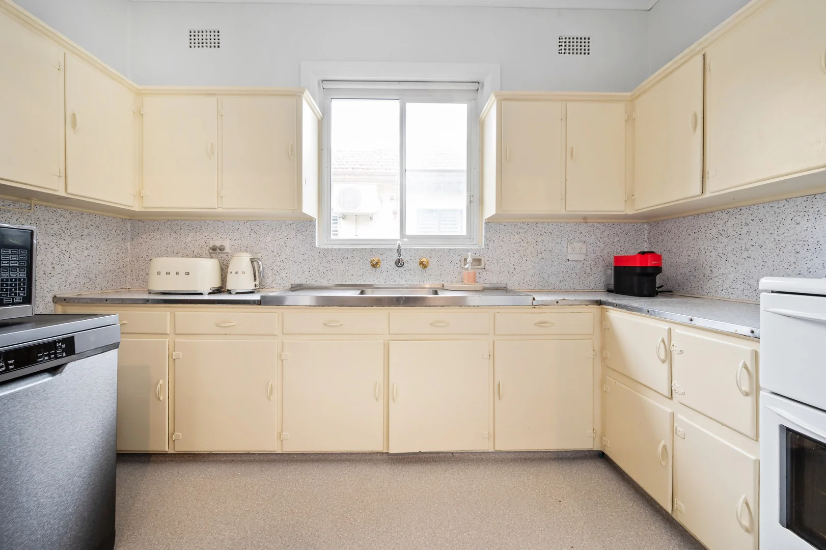 Additional image 6 of 16 Walker Avenue, Mascot NSW 2020