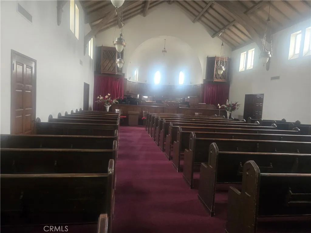 7405 Normandie Avenue, Los Angeles, CA 90044