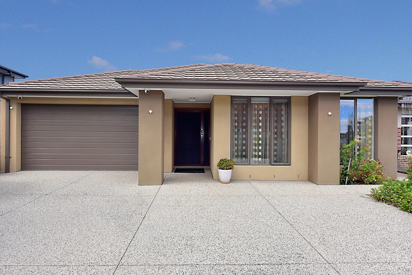 12 Snowdrop Drive, Keysborough VIC 3173