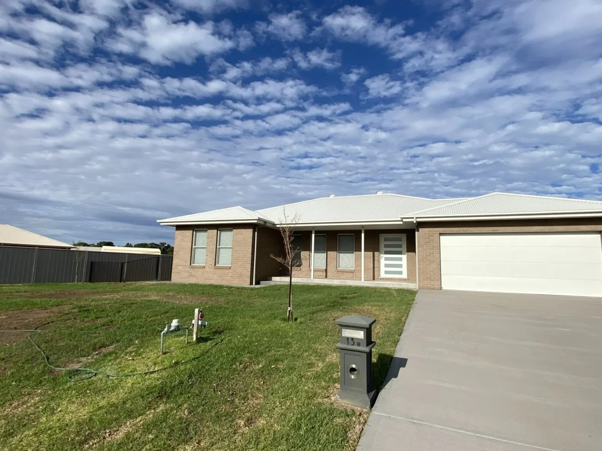 13a Kingsford Smith Place, Narromine NSW 2821