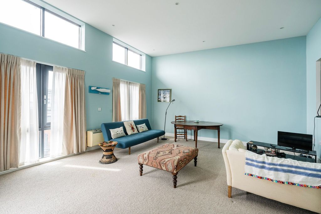 Additional image 3 of 2 bed flat for saleSt. Stephens Road, Norwich NR1