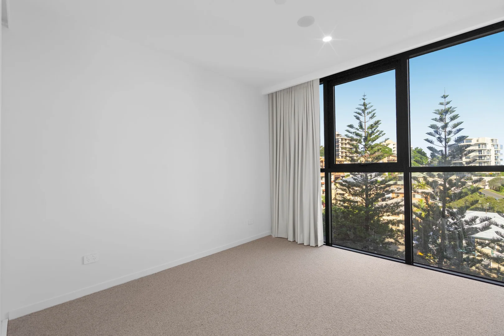 Additional image 5 of 503/217 Boundary St, Coolangatta QLD 4225