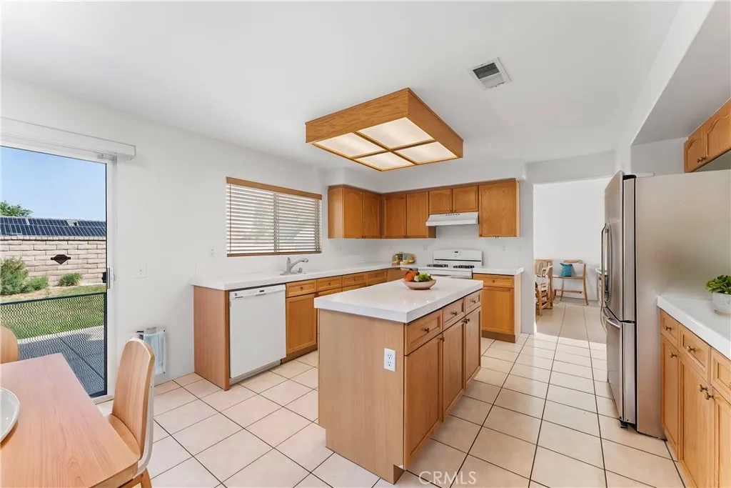 Additional image 55 of 6717 Teasdale St, Lancaster, CA 93536