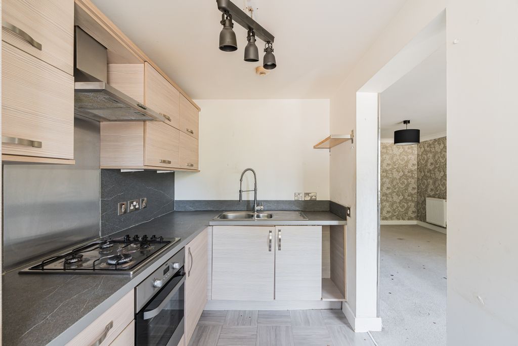 Additional image 12 of 2 bed flat for sale125 Eagles View, Livingston EH54
