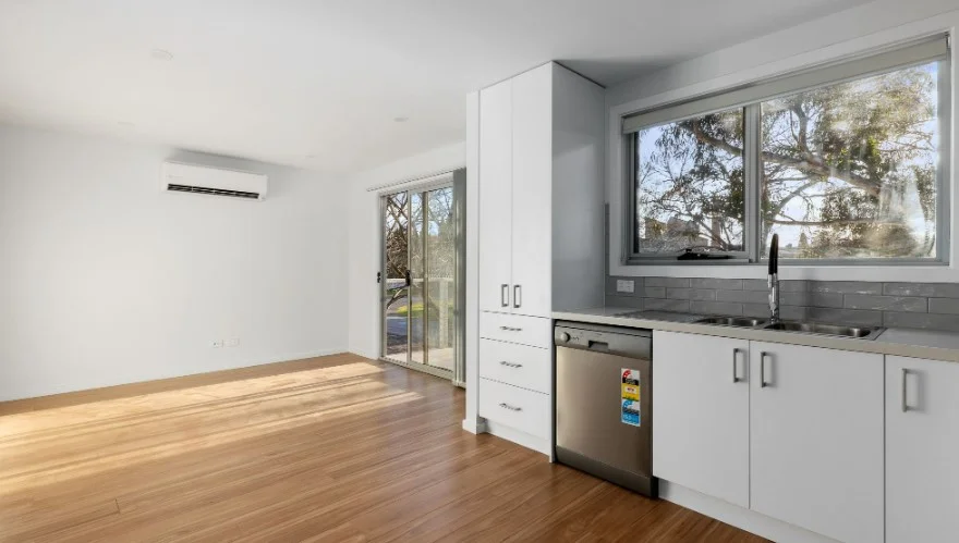 Additional image 3 of 3/710 Howard Street, Soldiers Hill VIC 3350
