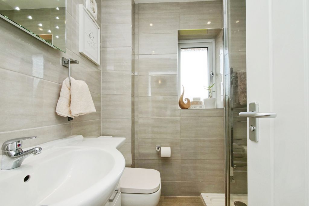 Additional image 10 of 3 bed detached house for saleHazelnut Grove, York YO30
