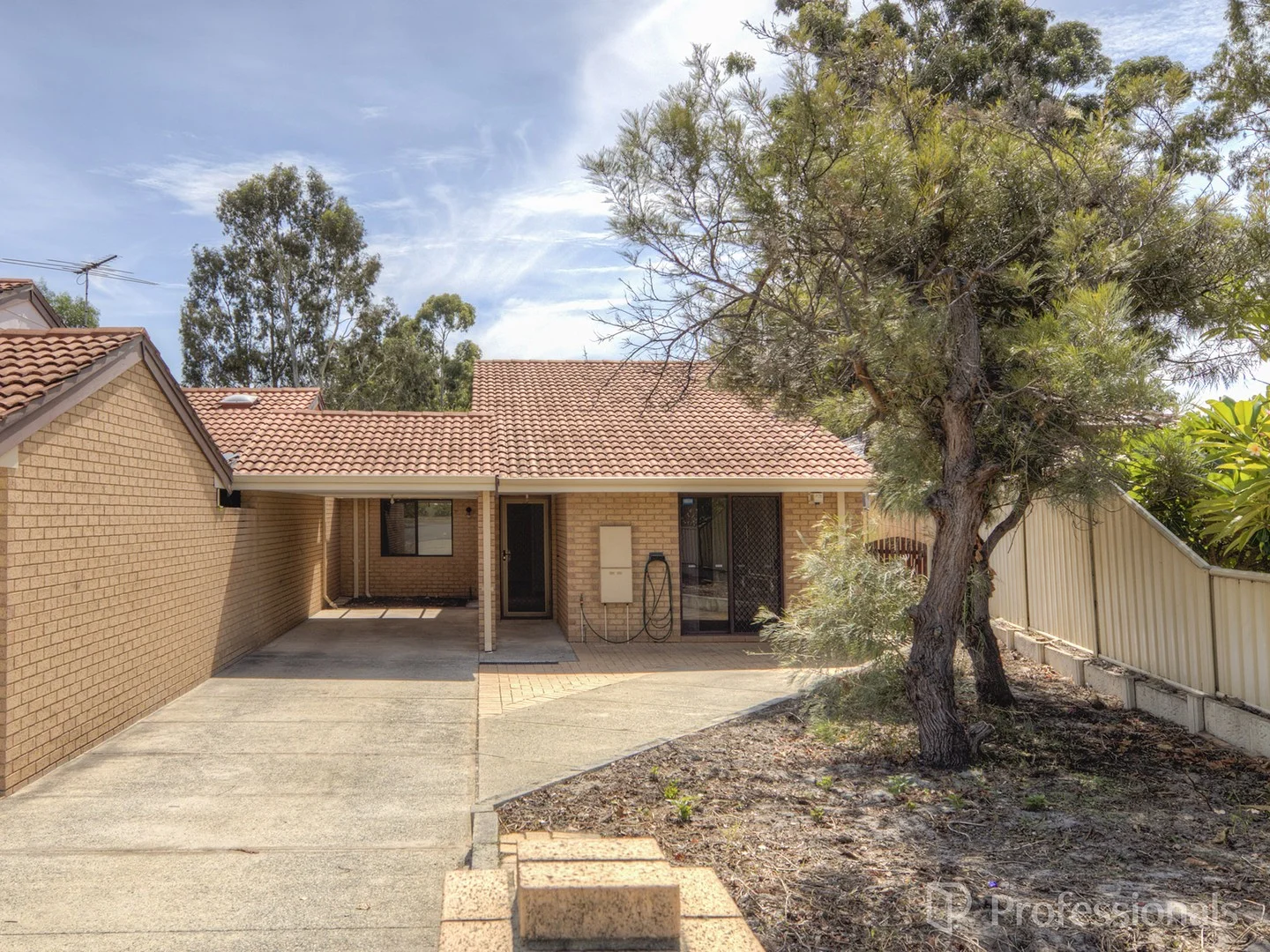 12 Juniper Place, Ballajura WA 6066