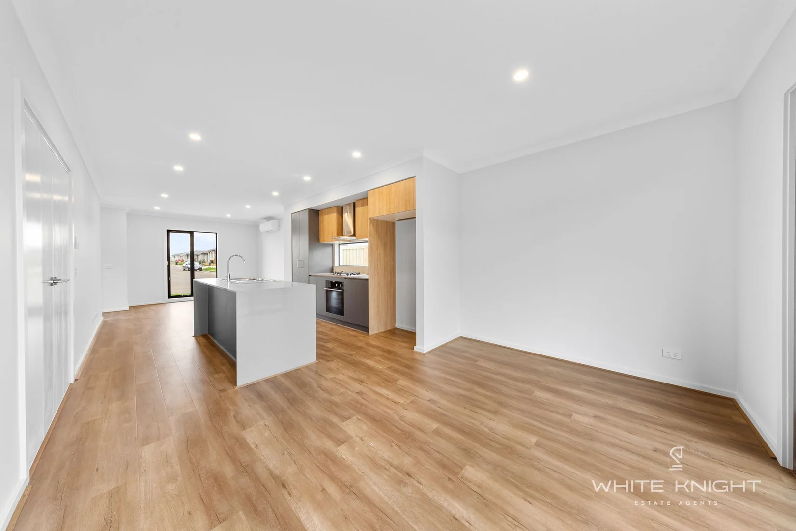 Additional image 4 of 11 Medoc Boulevard, Deanside VIC 3336