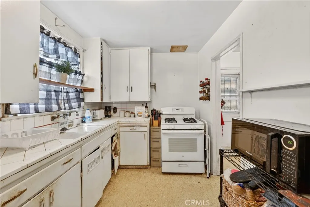 Additional image 50 of 2211 Amherst Ave, Los Angeles, CA 90064