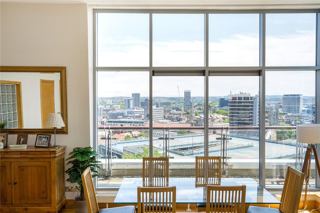 Additional image 4 of 2 bed flat for saleThe Panoramic, 30 Park Row, Bristol BS1