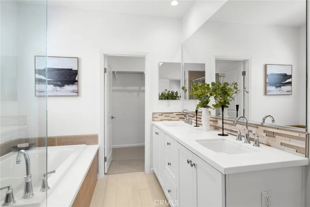 Additional image 12 of 76 Decker, Irvine, CA 92620