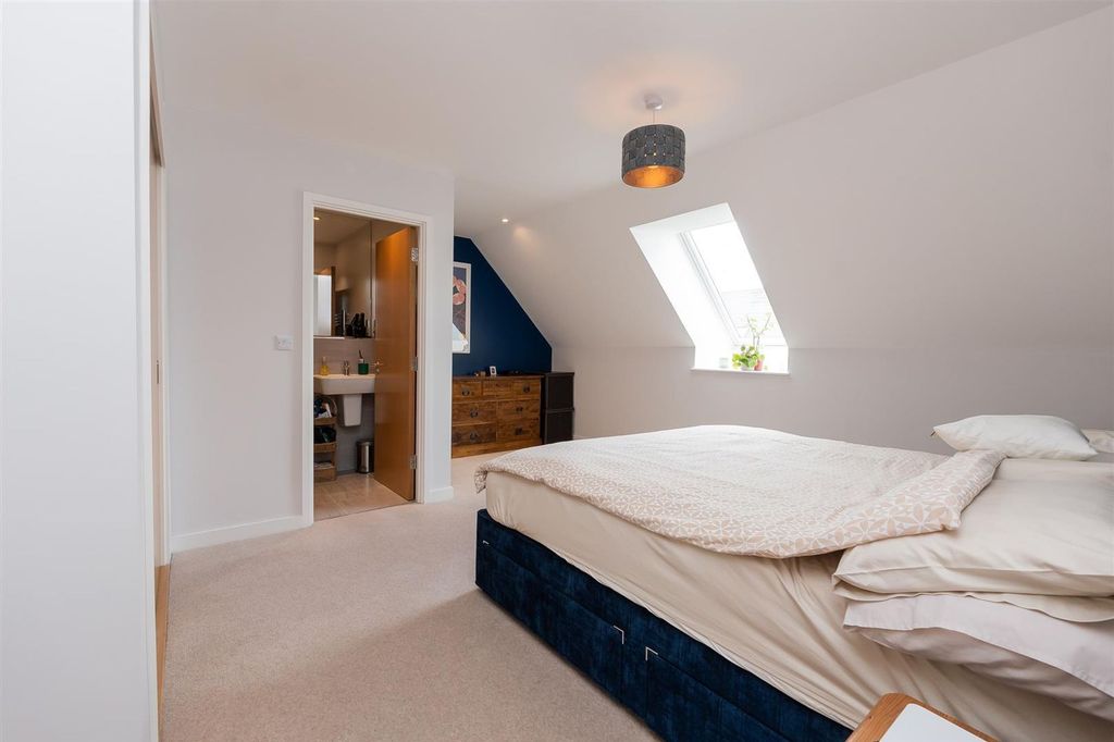 Additional image 12 of 3 bed flat for saleRope Walk, Hope Quay Rope Walk BS1