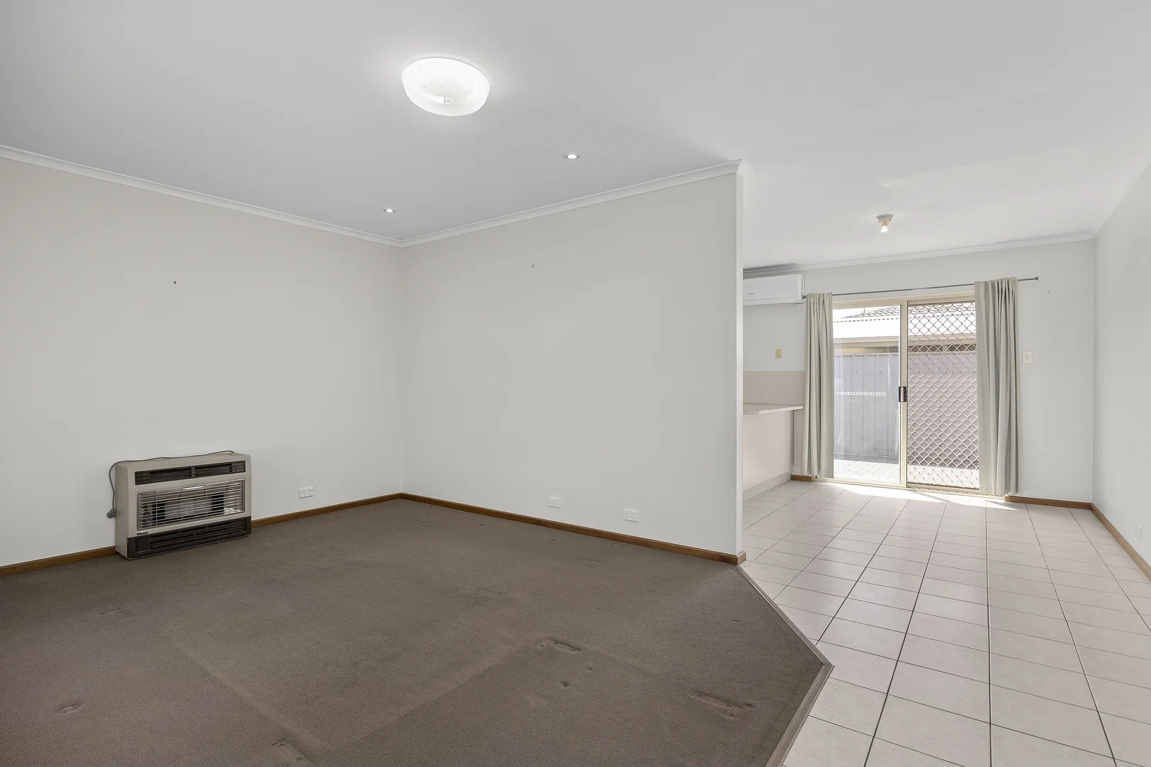 Additional image 7 of 2/3 Everard Street, Largs Bay SA 5016