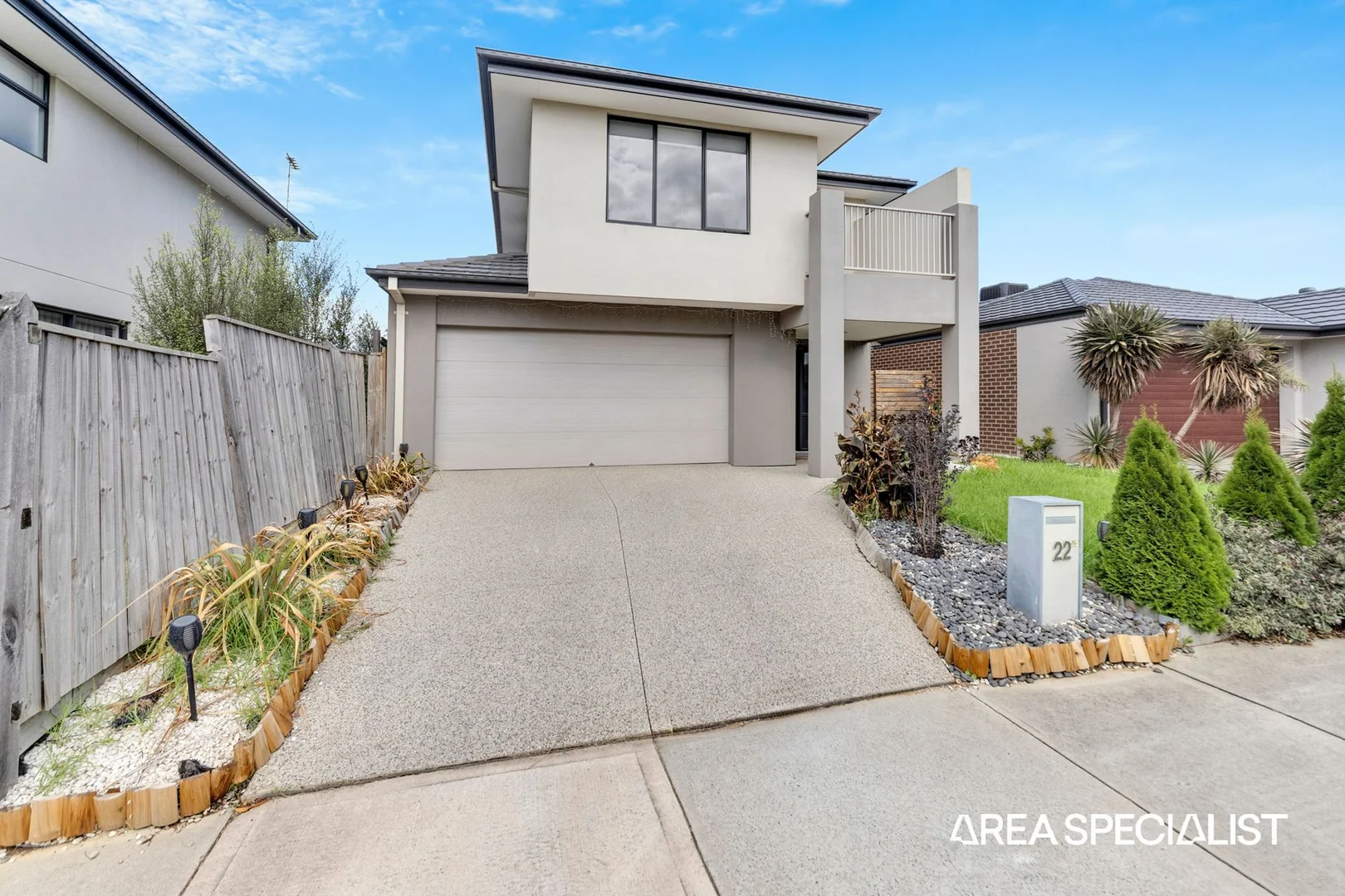 22 FLANKER WAY, Clyde VIC 3978 photo 2