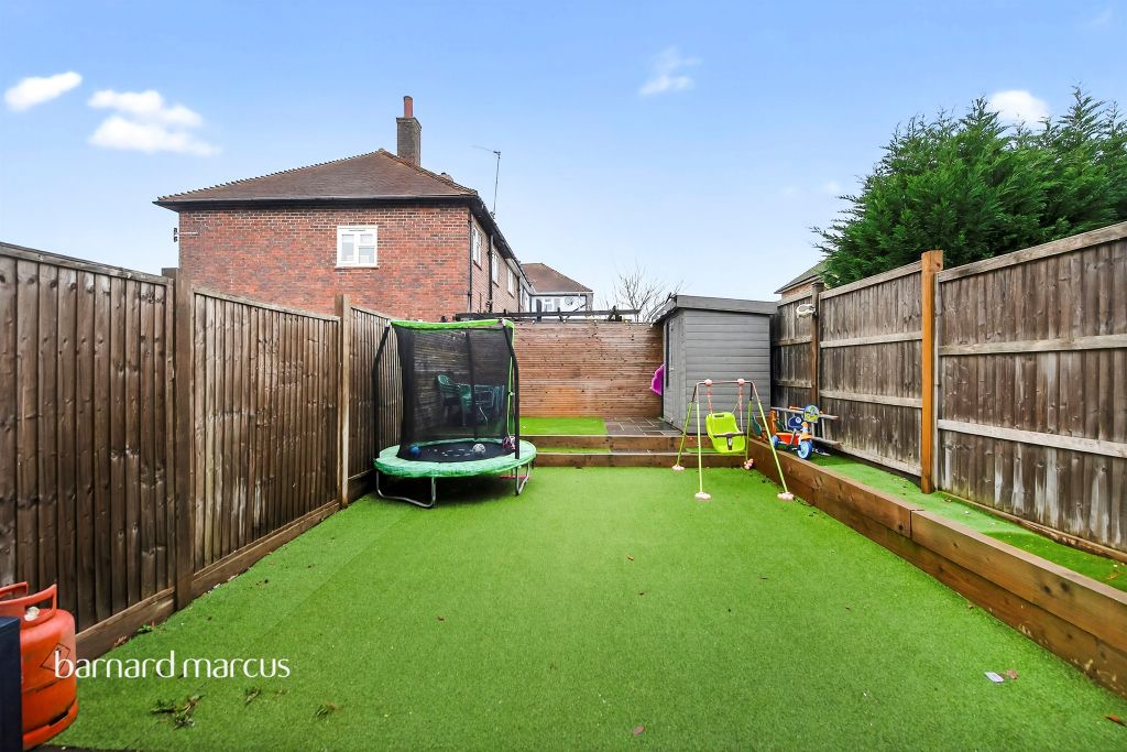 Additional image 9 of 3 bed terraced house for saleMalmstone Avenue, Merstham, Redhill RH1