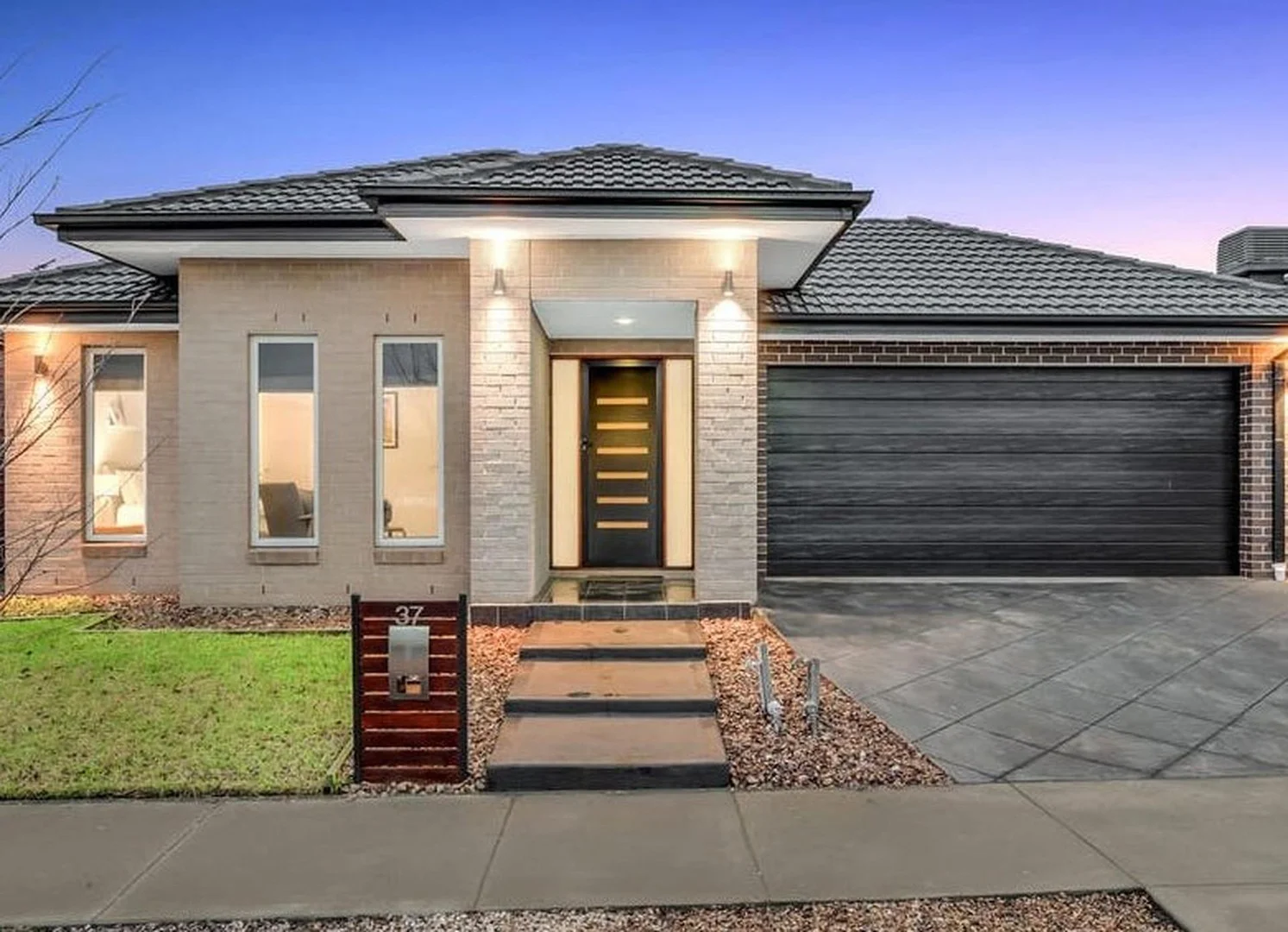 37 Watergum Avenue, Craigieburn VIC 3064
