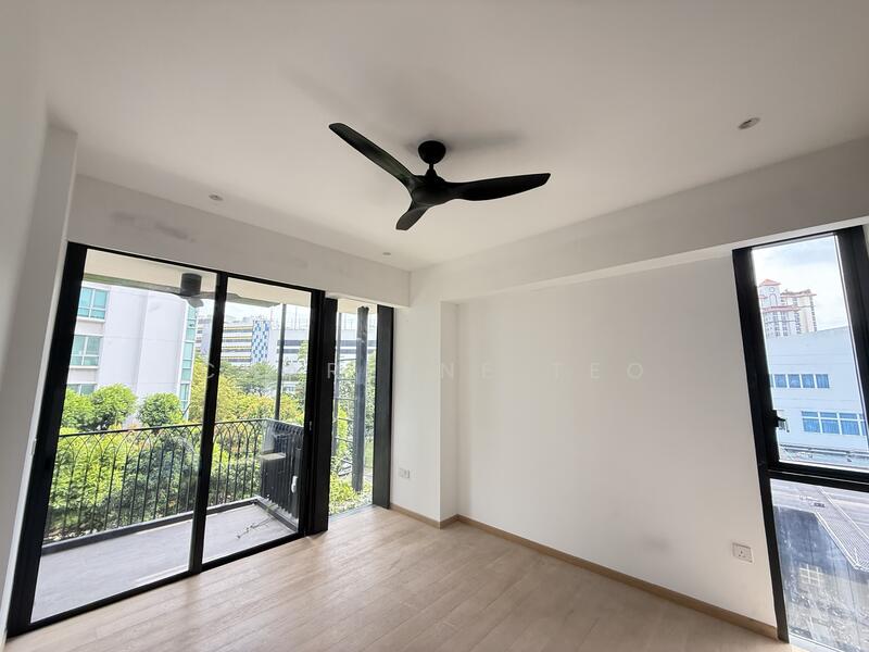 4 Jervois Close photo 3