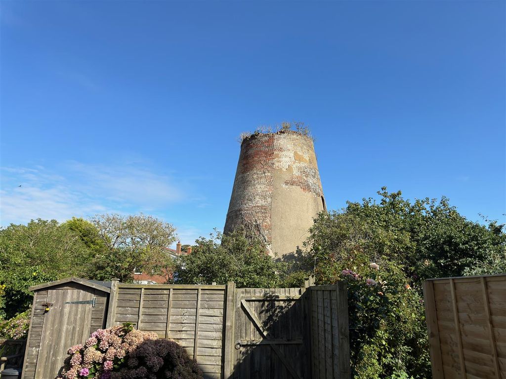 Additional image 17 of 2 bed flat for saleWindmill Court, East Wittering, Chichester PO20