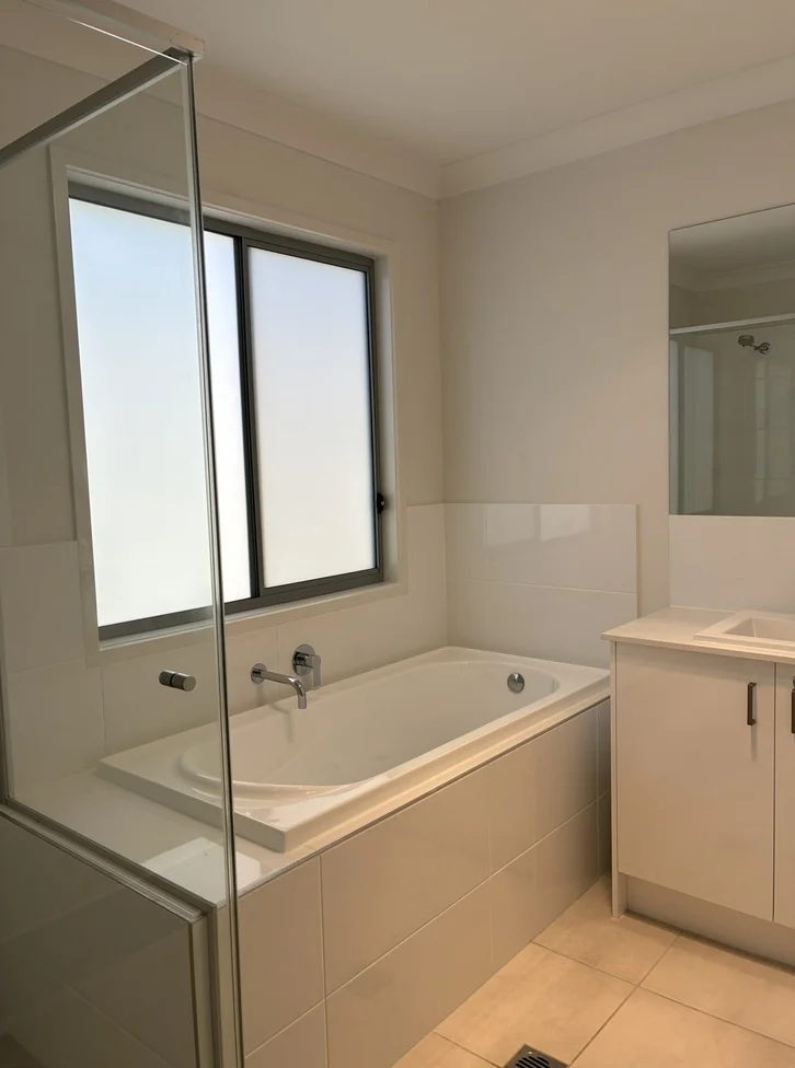 Additional image 13 of 24 Matterhorn Way, White Rock QLD 4306