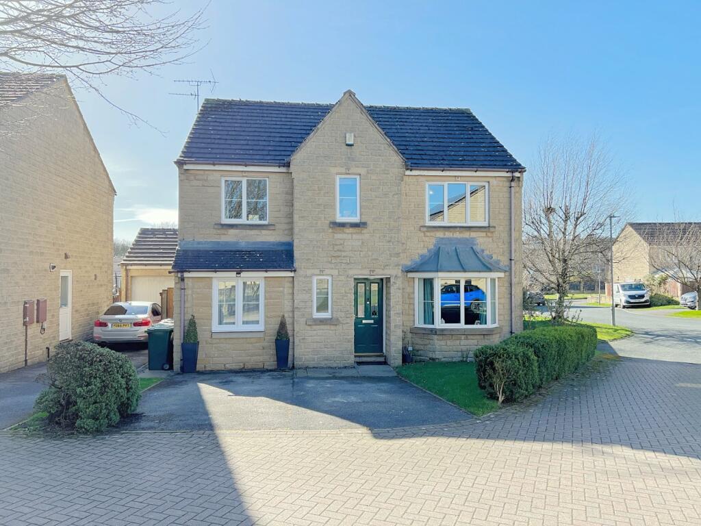 Redshank Close, Westwood Park, Bradford, BD6