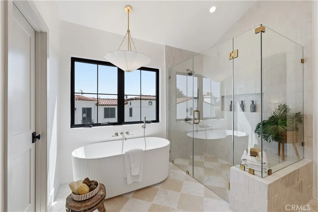 Additional image 58 of 865 10th Street, Manhattan Beach, CA 90266