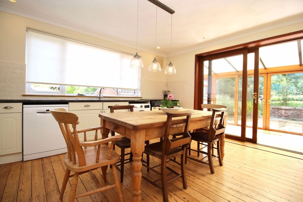 Additional image 3 of 3 bed detached house for saleReservoir Lane, Hedge End SO30