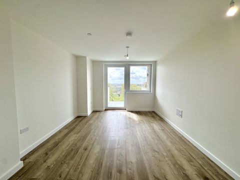 Canoville House, Southall, Southall UB1