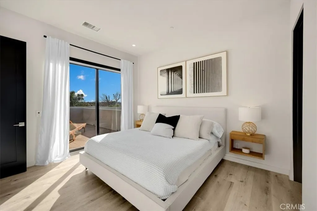 Additional image 91 of 756 W 19th Street Unit B, Costa Mesa, CA 92627